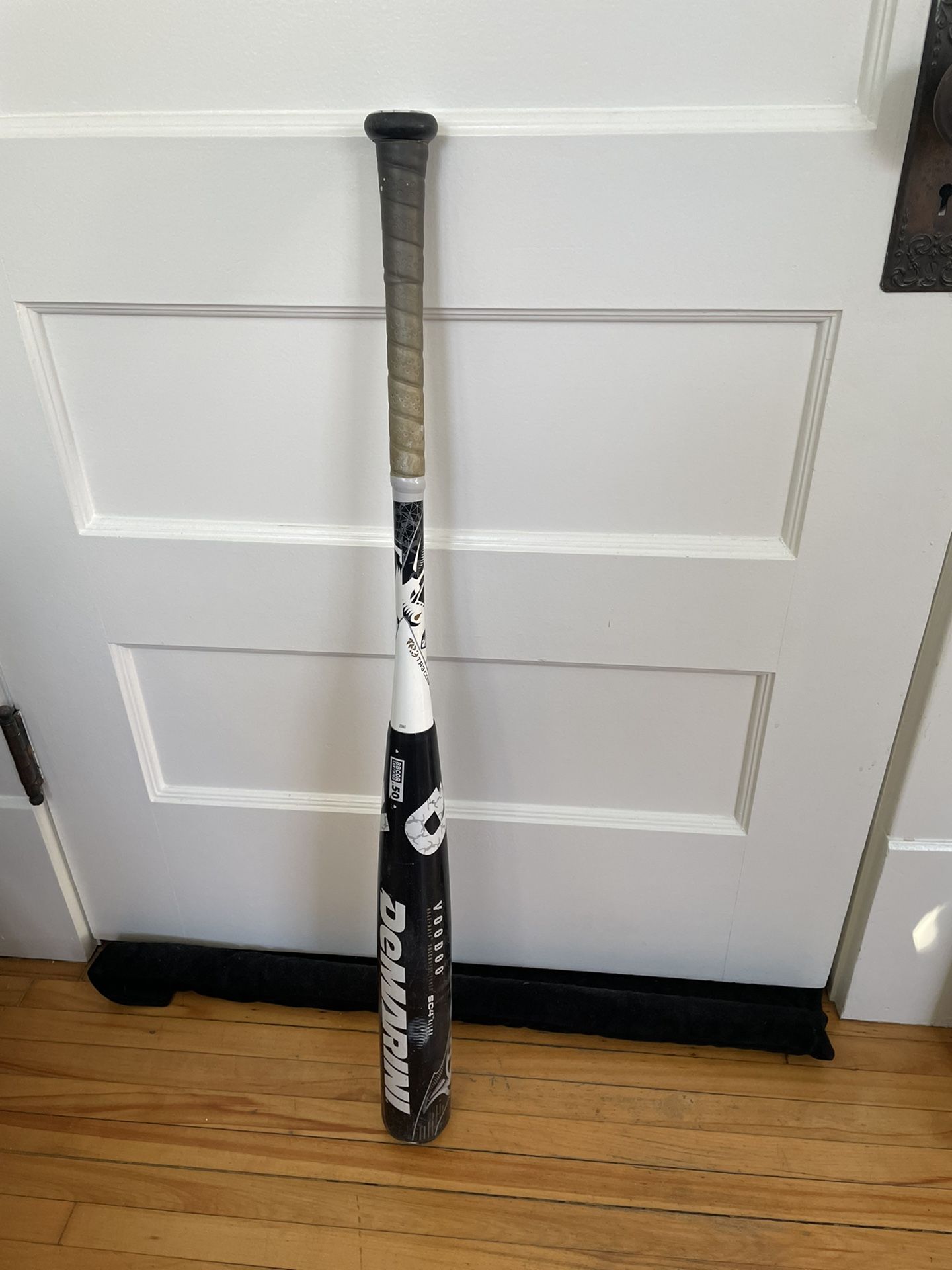 DeMarini Voodoo BBCOR baseball bat, 31oz/34” (-3)