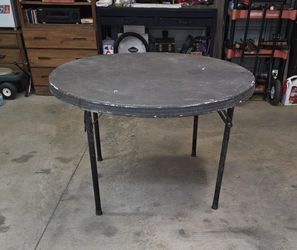 4 Foot Fold-in-Half Round Plastic Table, Indoor Outdoor, 