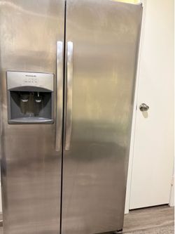 Frigidaire Side by Side Fridge