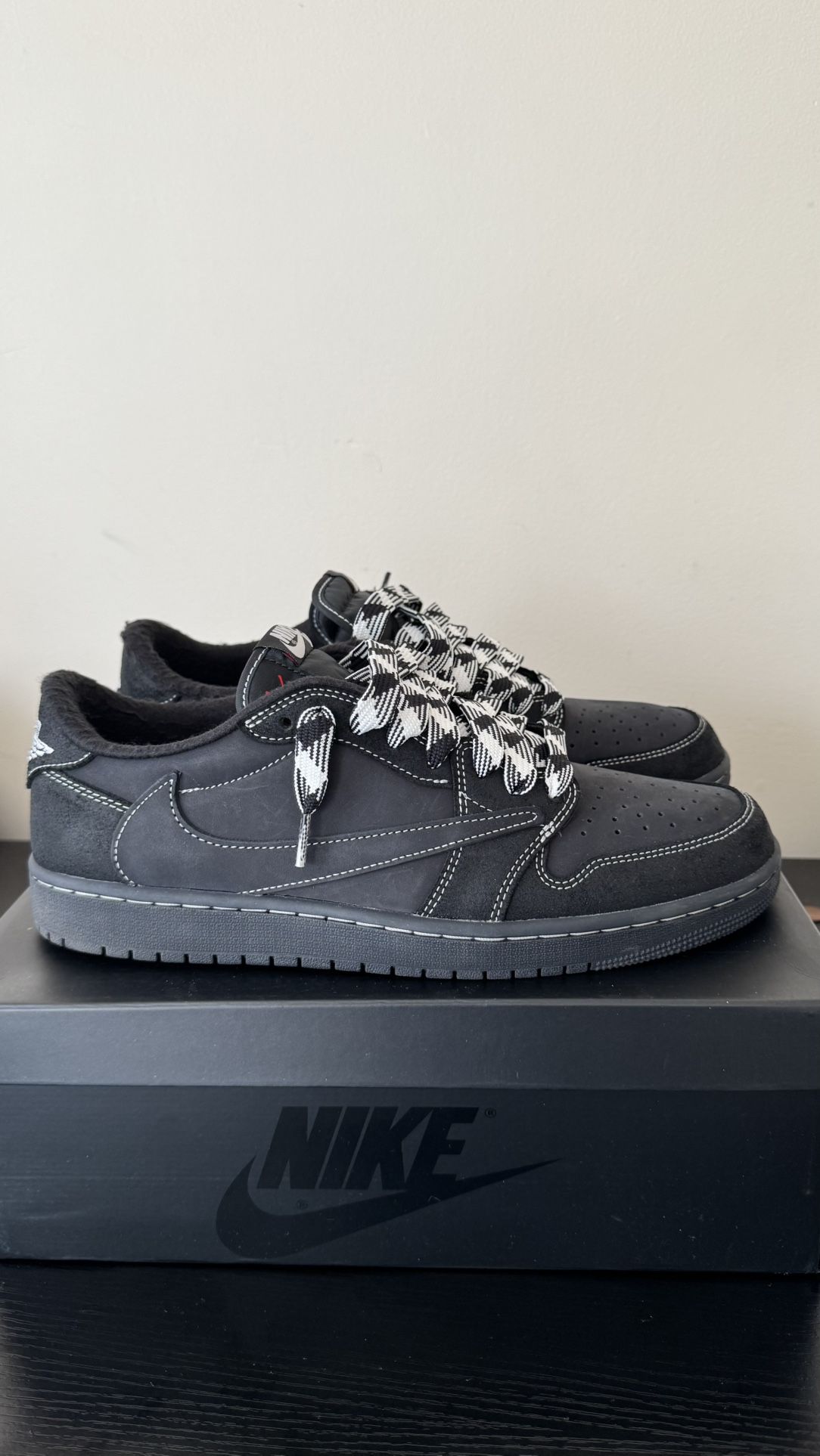 Travis Scott x Air Jordan 1 Retro Low OG SP 'Black Phantom'