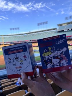 Dodgers Hello Kitty & Friends mystery box