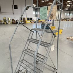 5-Step Steel Rolling Ladder