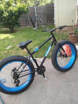 Mongoose Mountain bike