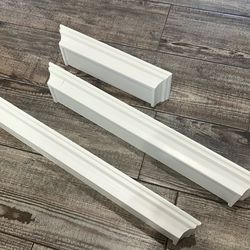 Wall shelves x3