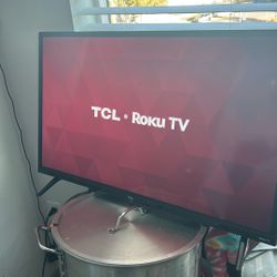 TCL Roku Tv