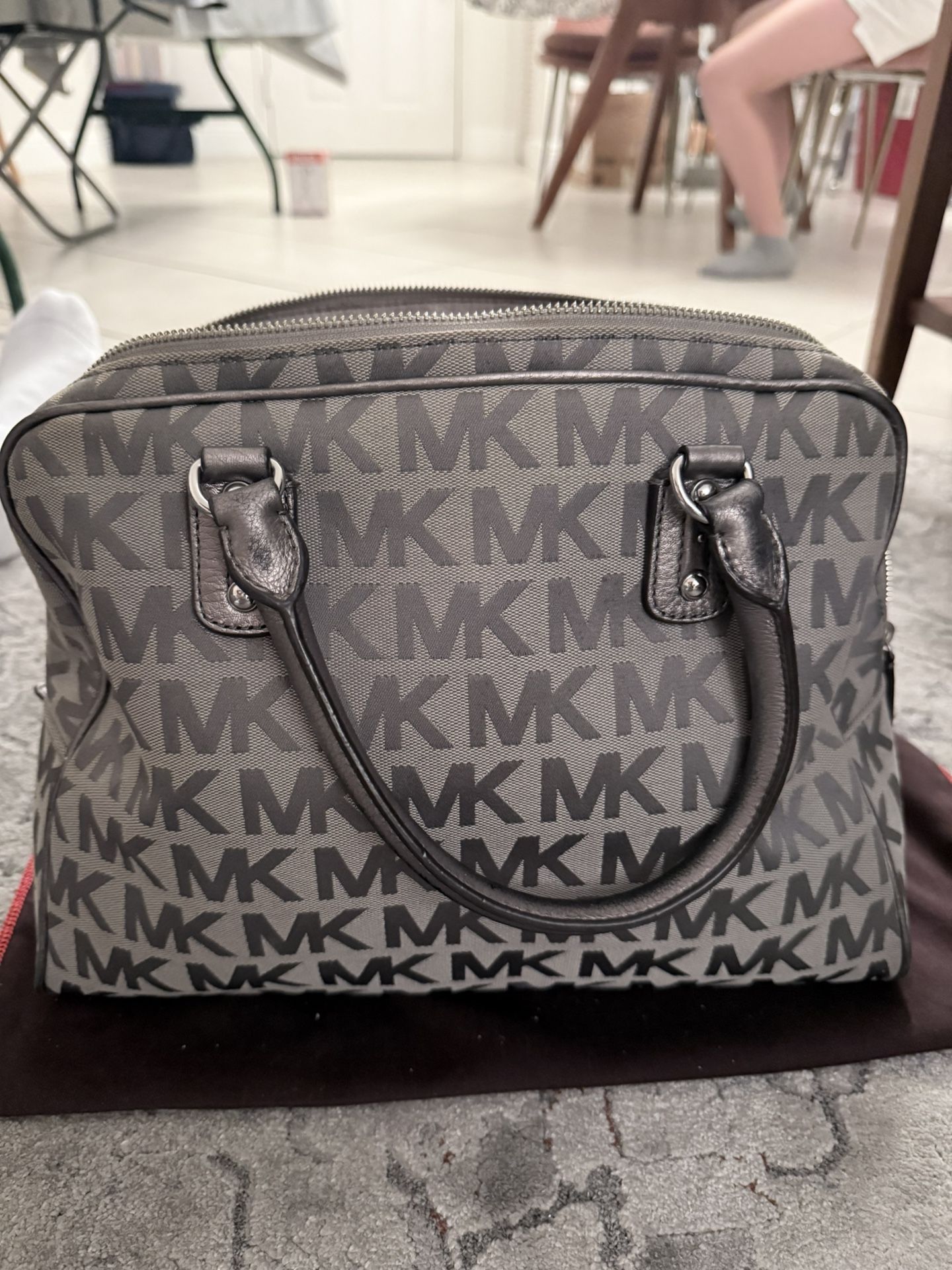 Michael Kors handbag 