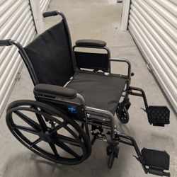 18 Inch Medline Wheelchair