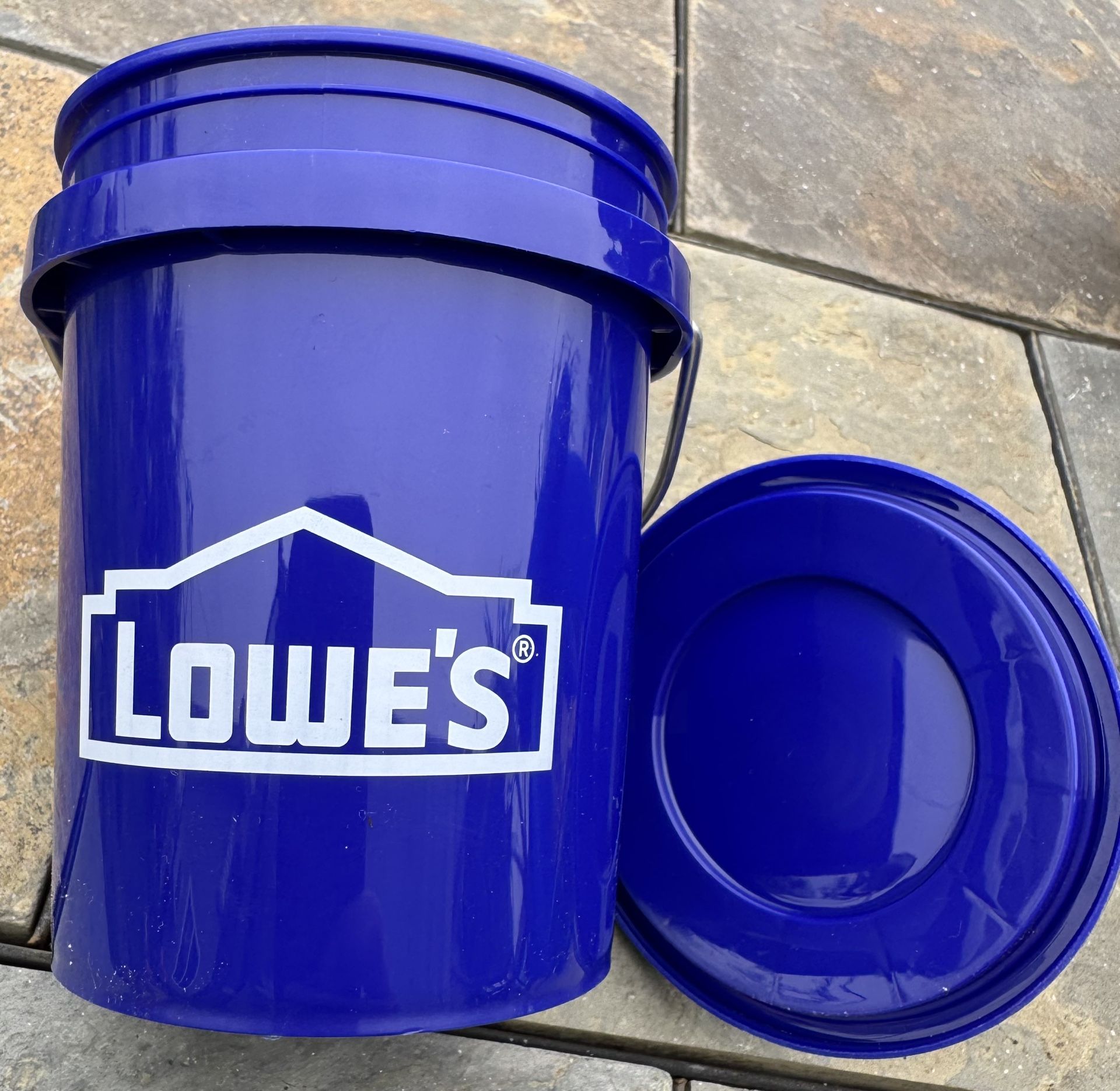 Mini Blue Bucket With Lid