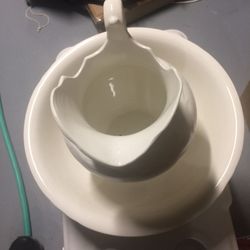 Large Wash Basin And Pitcher 