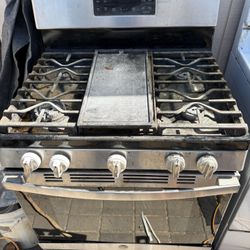 2 Ranges For Sale.  $20 Each.  