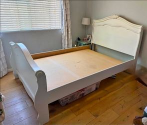 Beautiful Twin Size Bed Frame Only