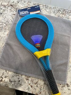 Let's Go Lunar Smash LED Badminton Set