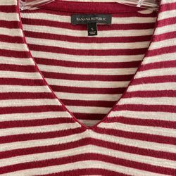 New Banana Republic Sweater Size Small