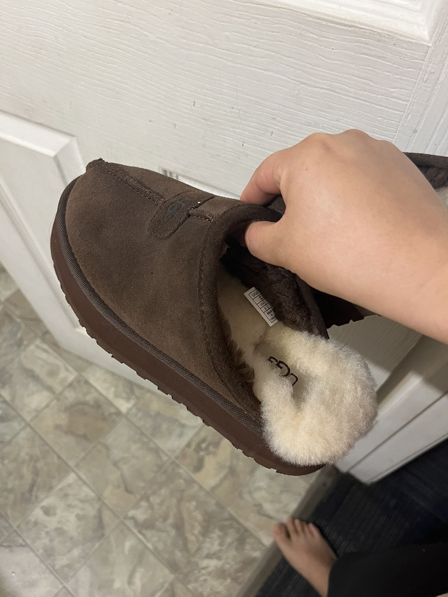 Youth UGGS