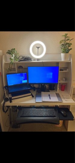 Floating Desk