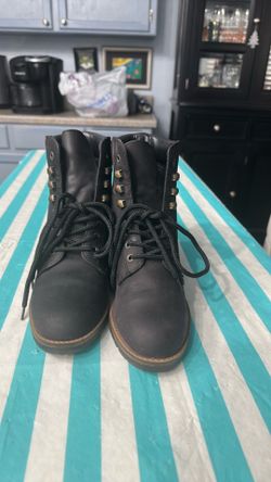 NewLeather  Laced Boots7.5