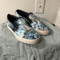 Gucci bloom slip on hotsell sneakers