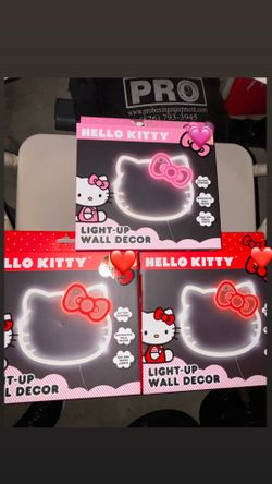 HELLO KITTY ACCESORIES/WALL DECOR 