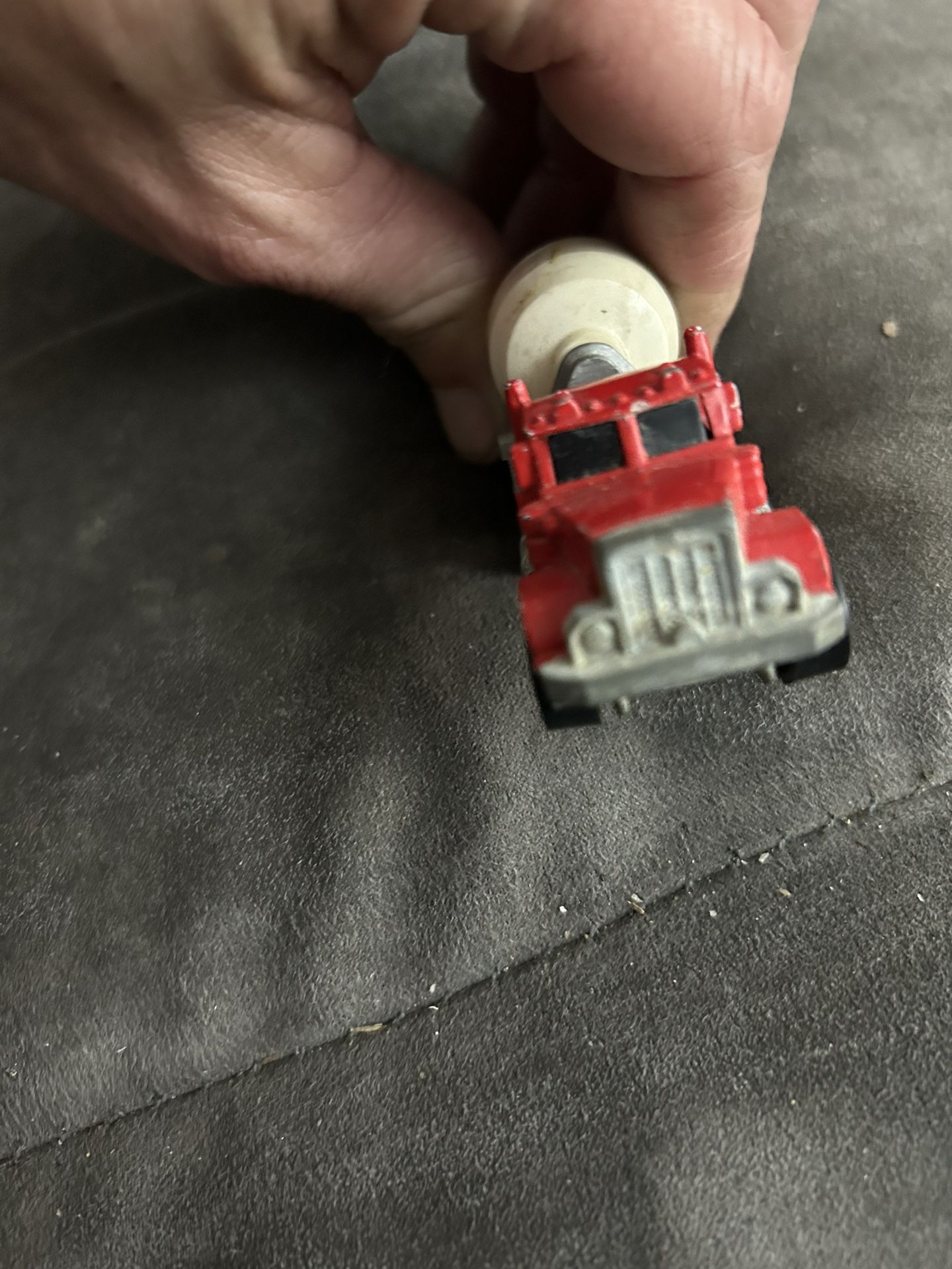 Hot Wheels 1979 Peterbilt Cement Mixer Truck