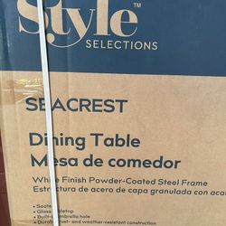 $115 Outdoor dinning Table