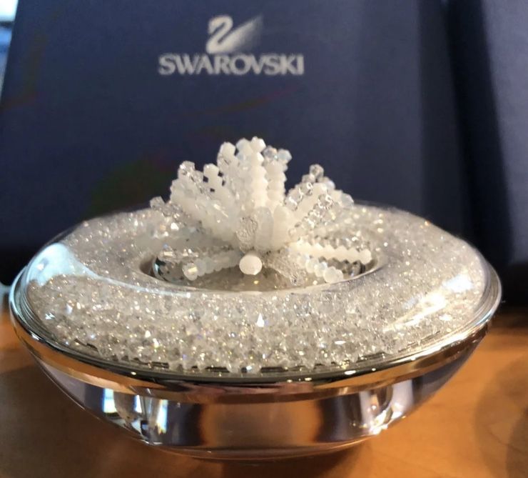 Swarovski votive candle holder with lid