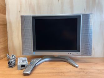 Vintage Sharp Aquos 15" LCD Color Gaming TV Perfect Working Condition With Remote (Like New)