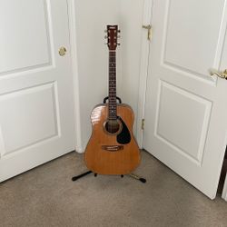 Yamaha Acoustic 