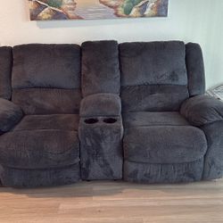 Reclining Couch With Cup Holders And Storage