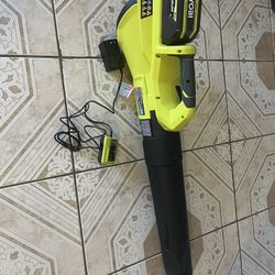 Cordless Leaf Blower