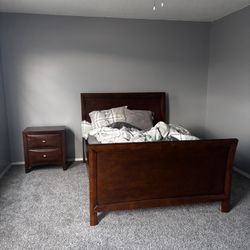Full Bed Room Set w/ mattress