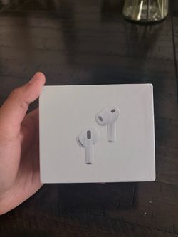 Apple AirPods Pro 3 in Box