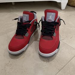 Jordan 4 Toro Bravo Size 12
