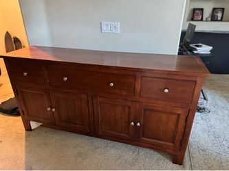 Dresser solid wood furniture