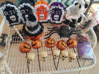 Halloween Decor