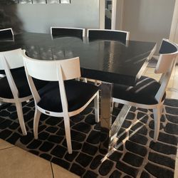 Dining table set
