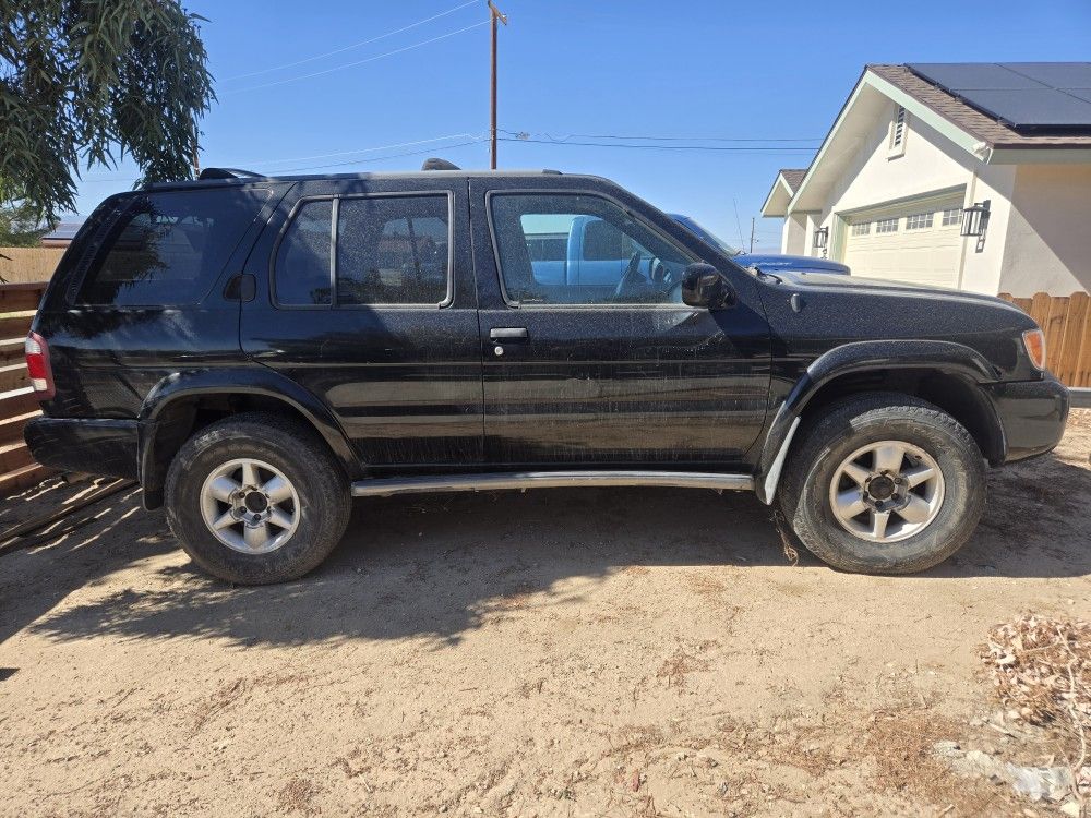 2000 Nissan Pathfinder