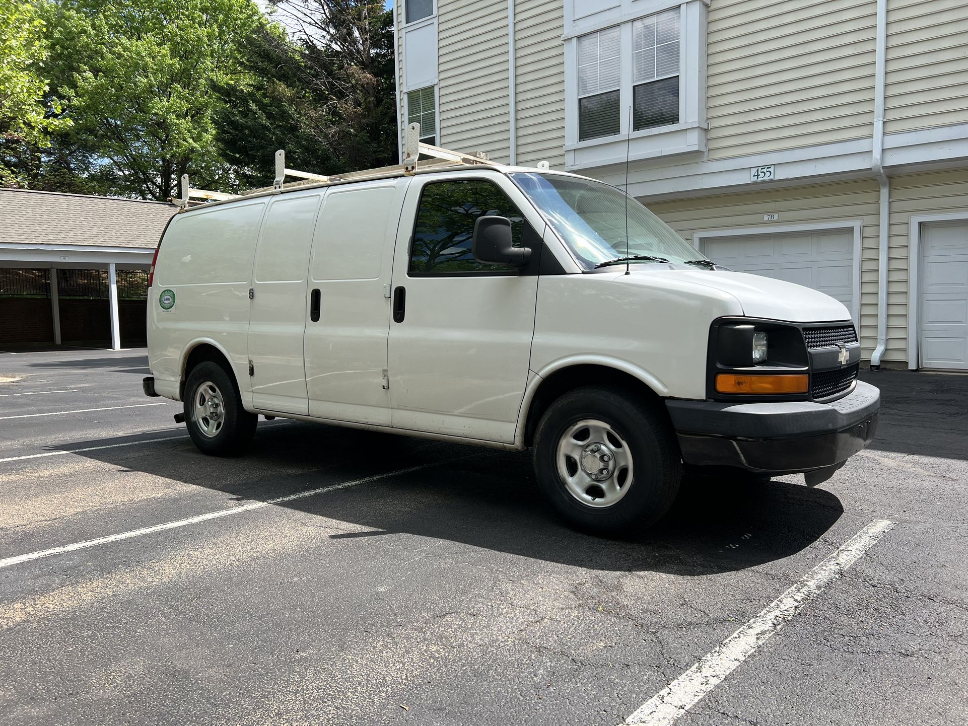 Chevy Express Cargo Van V6