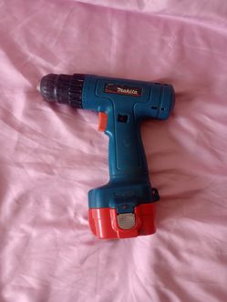 makita wireless screwdriver drill with battery