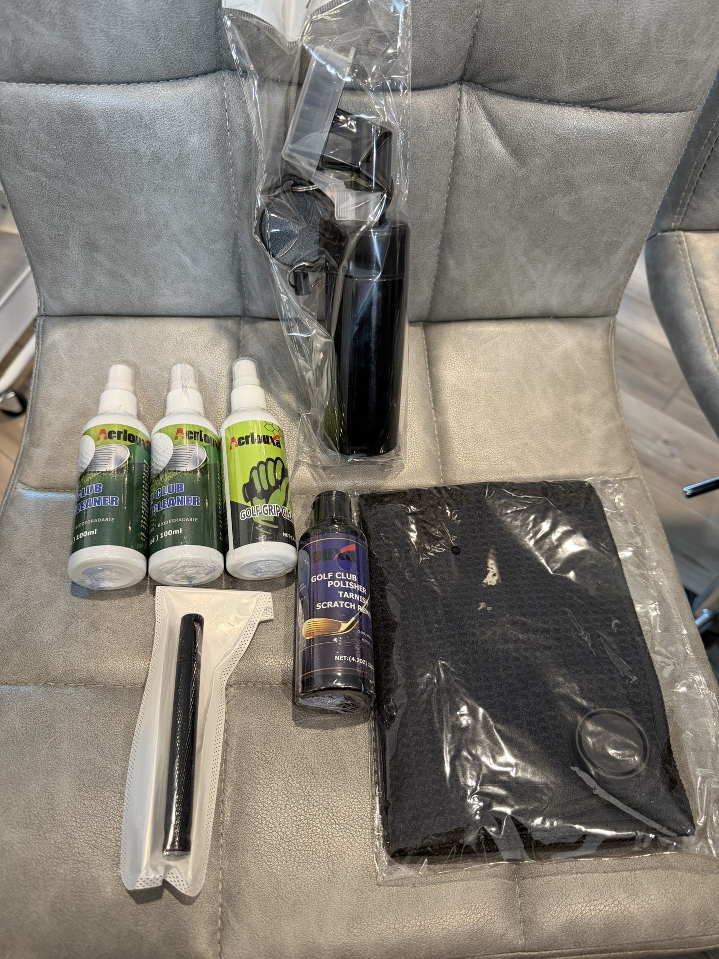 New 7-in-1 Golf Club Cleaning Kit