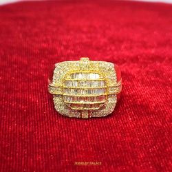 Elegant Gold Ring on 14K Gold and 2.0 CTW 