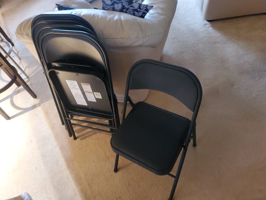 Set a 5 folding chairs