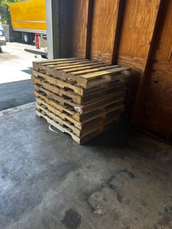 FREE pallets