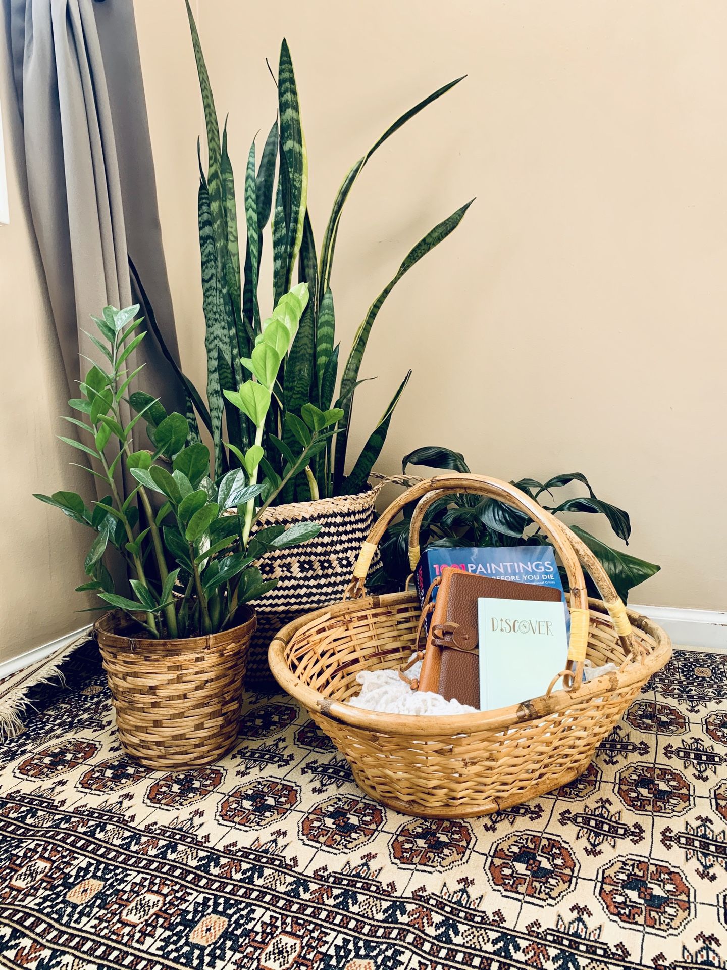 Weaved Wicker Straw Basket Organizer Bin Blanket Holder Book Rack Boho Chic Bohemian Decor