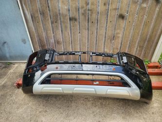 2023-2025 Mitsubishi Outlander SE Front Bumper Used Oem
