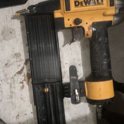 Dewalt Pneumatic Air 18 Gauge Brad Nailer Finish Nailer Nailgun