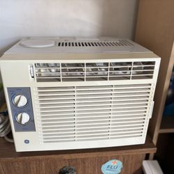 GE Window Air Conditioner 
