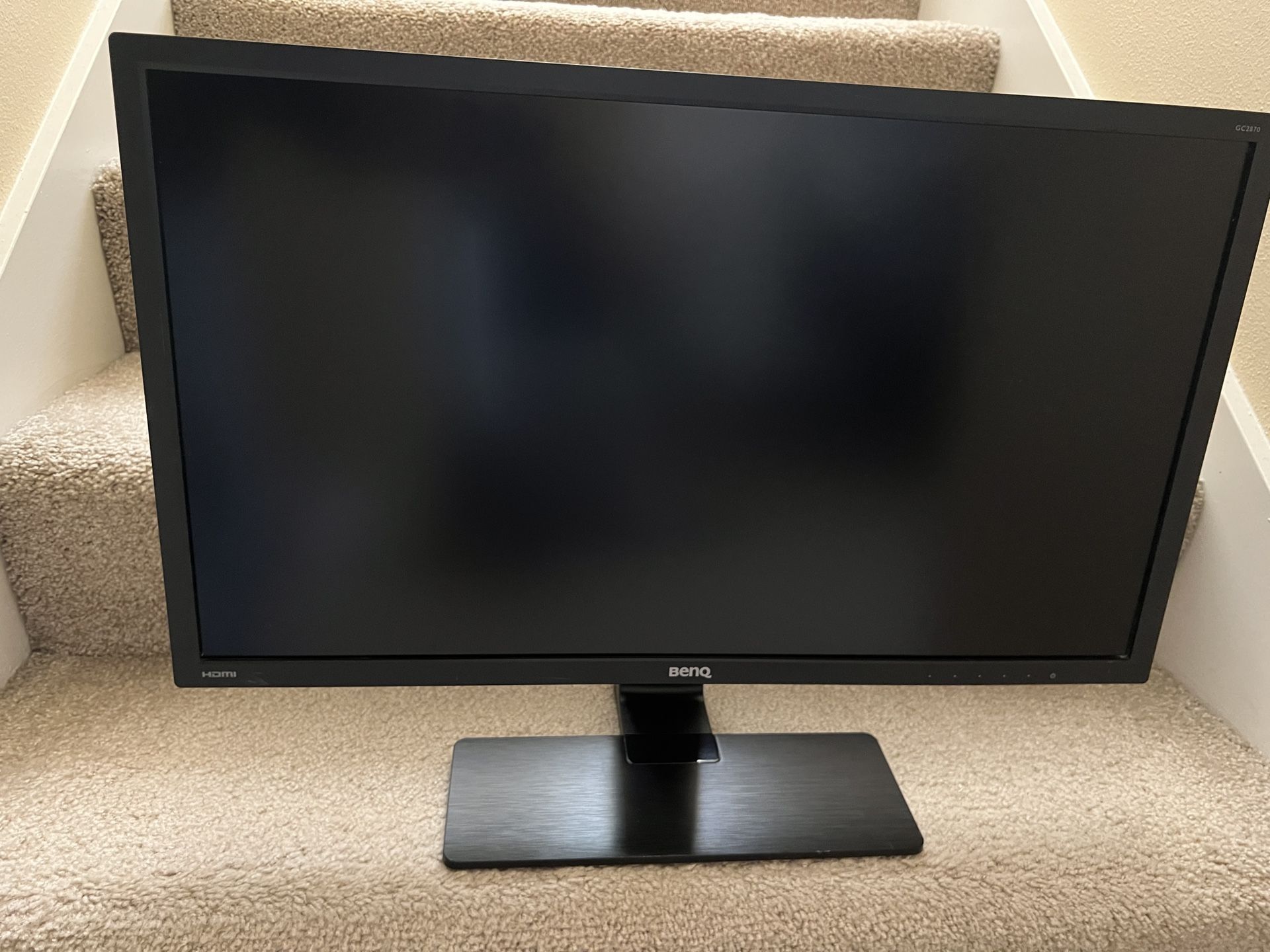 27” Monitor Beno