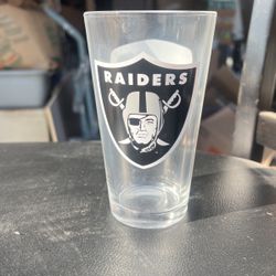 16 Ounces Raiders Glass Mug