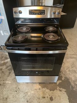Electric stove Ge good condition 90 days warranty Estufa Electrica Ge buenas Condiciones 90 dias de Garantia