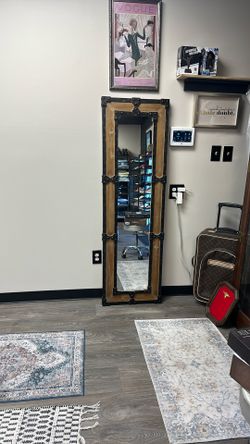 Beautiful Wood Mirror With Stand